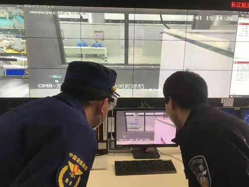 上海消防發(fā)布十項(xiàng)便企措施 容缺受理、全程網(wǎng)辦助力疫情防控期間經(jīng)濟(jì)社會(huì)平穩(wěn)運(yùn)行